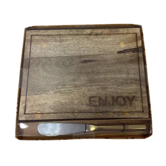 New Enjoy Wood Cheese Snack Charcuterie Serving Board w Metal Spreader - Picture 1 of 3